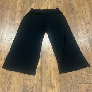 ‼️Brand New‼️ wide leg dress pants